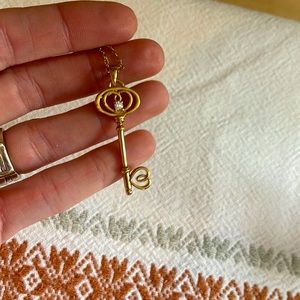 Vintage heart key pendant necklace w/chain